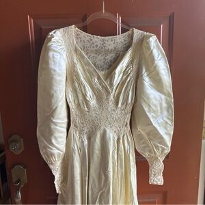 Vintage Cream Lace Dress